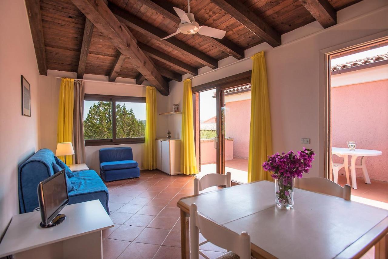 Residence Bouganville Porto Rotondo Exteriör bild